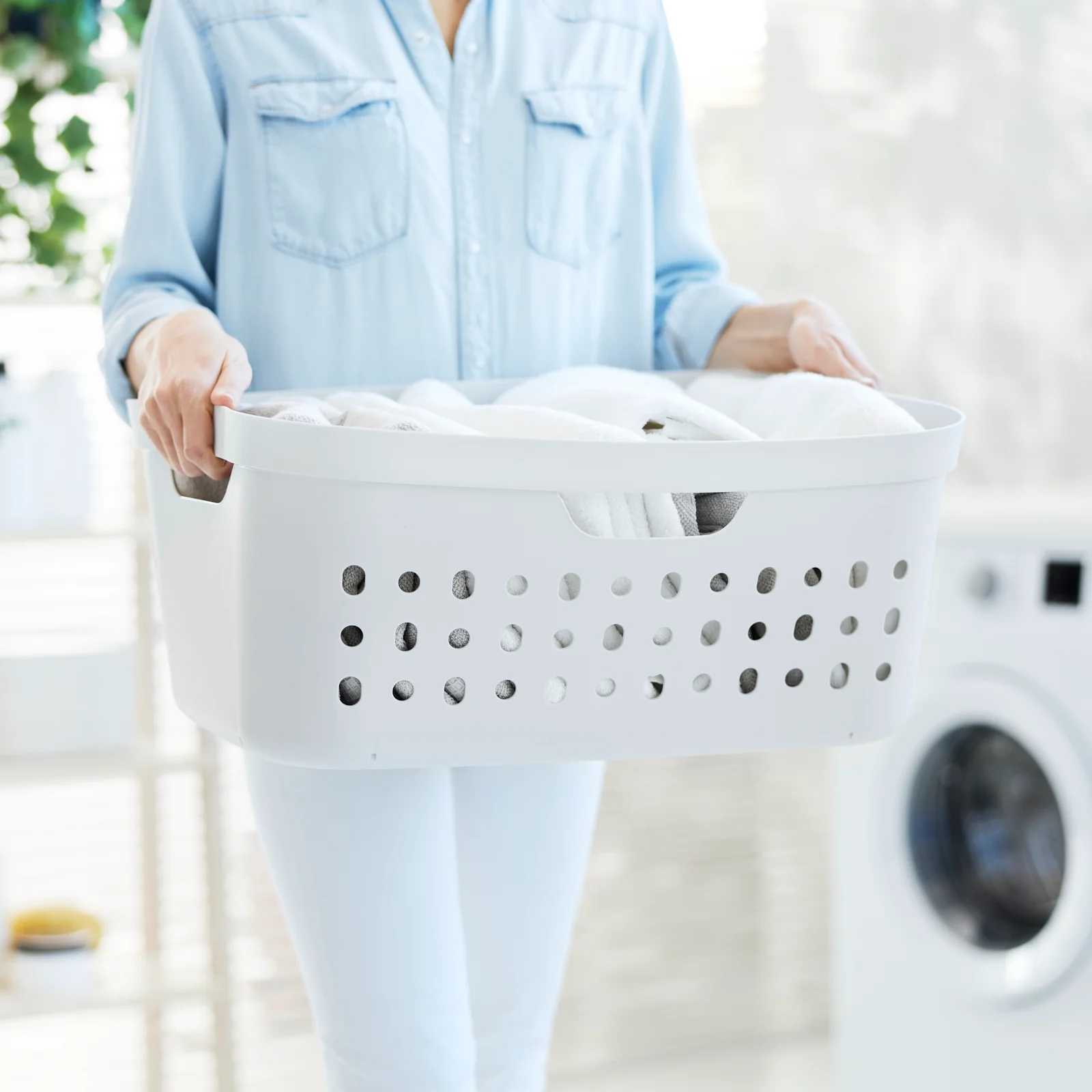 POJEMNIK KOSZ NA BIELIZNĘ PRANIE PLASTIKOWY ROTHO JONA 39 L SZARY - Image 17