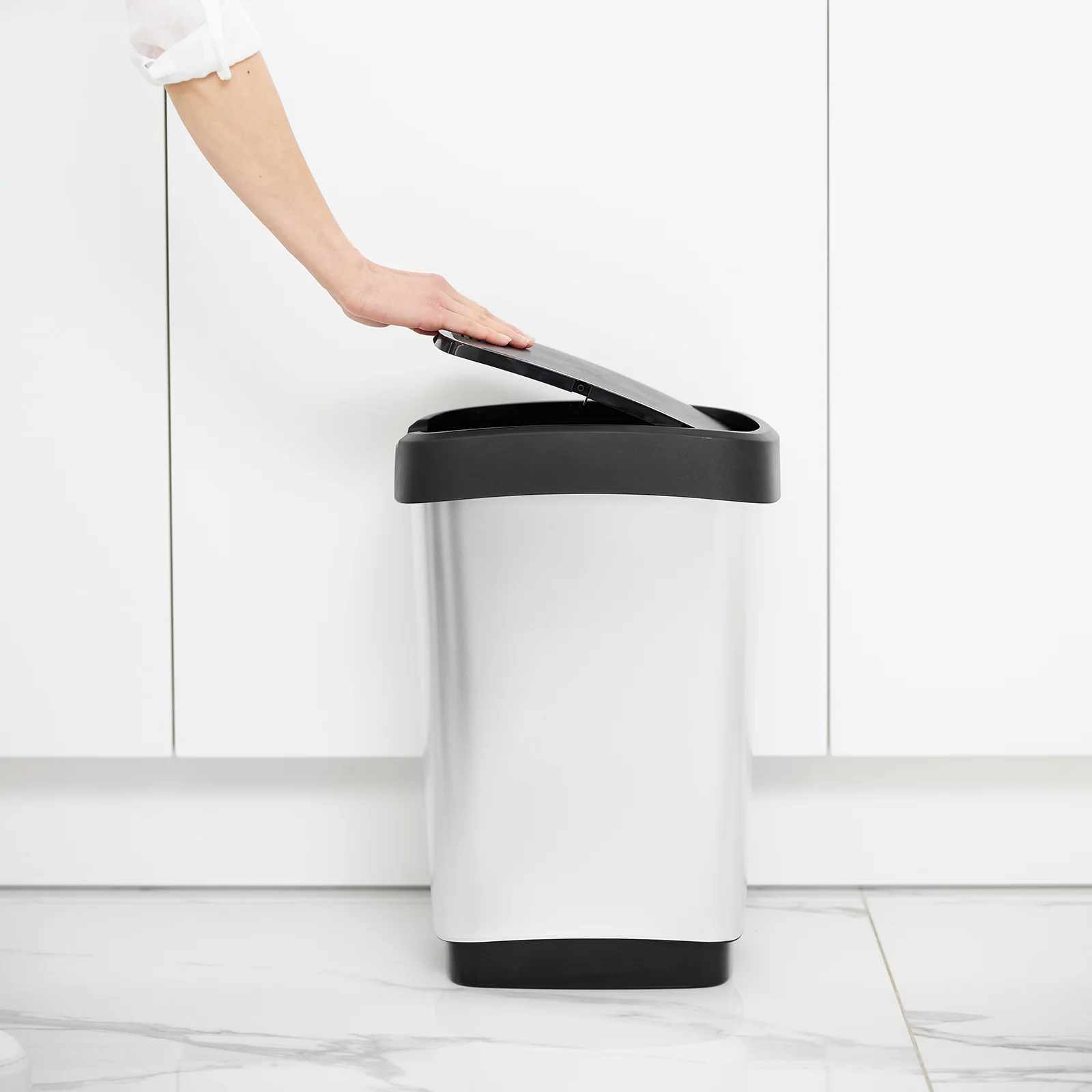 Kosz na śmieci 25 L TWIST srebrny metalizowany - Image 32