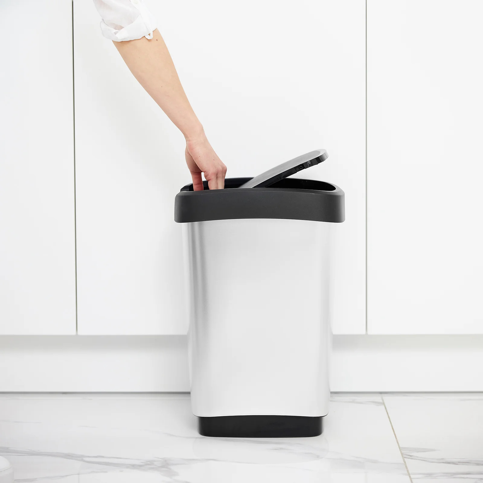 Kosz na śmieci 25 L TWIST srebrny metalizowany - Image 33